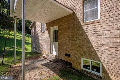 279 Helms Road Stanley VA 22851