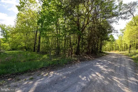 Cross Creek Road Luray VA 22835