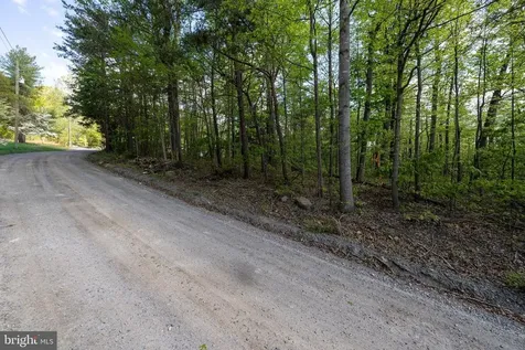 Cross Creek Road Luray VA 22835