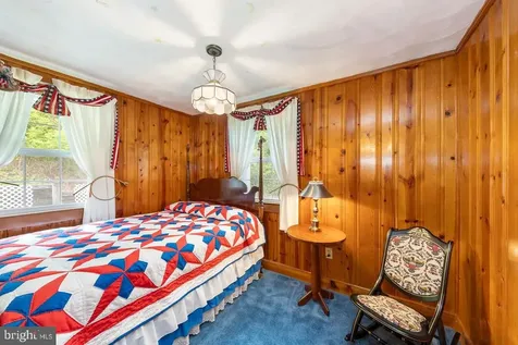 2586 Pine Grove Stanley VA 22851