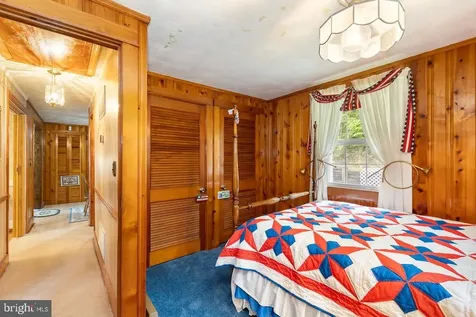 2586 Pine Grove Stanley VA 22851