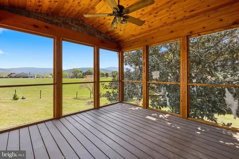 3 Cedar Drive Luray VA 22835