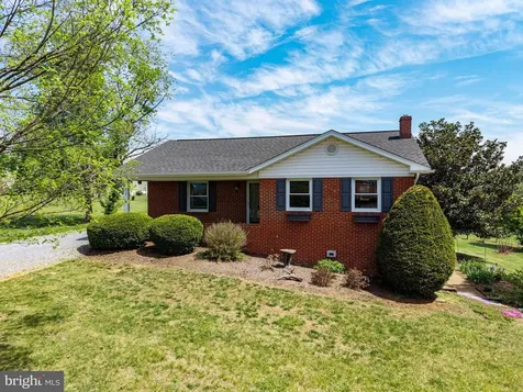 3 Cedar Drive Luray VA 22835
