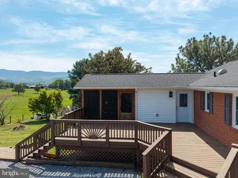 3 Cedar Drive Luray VA 22835