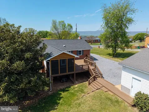 3 Cedar Drive Luray VA 22835
