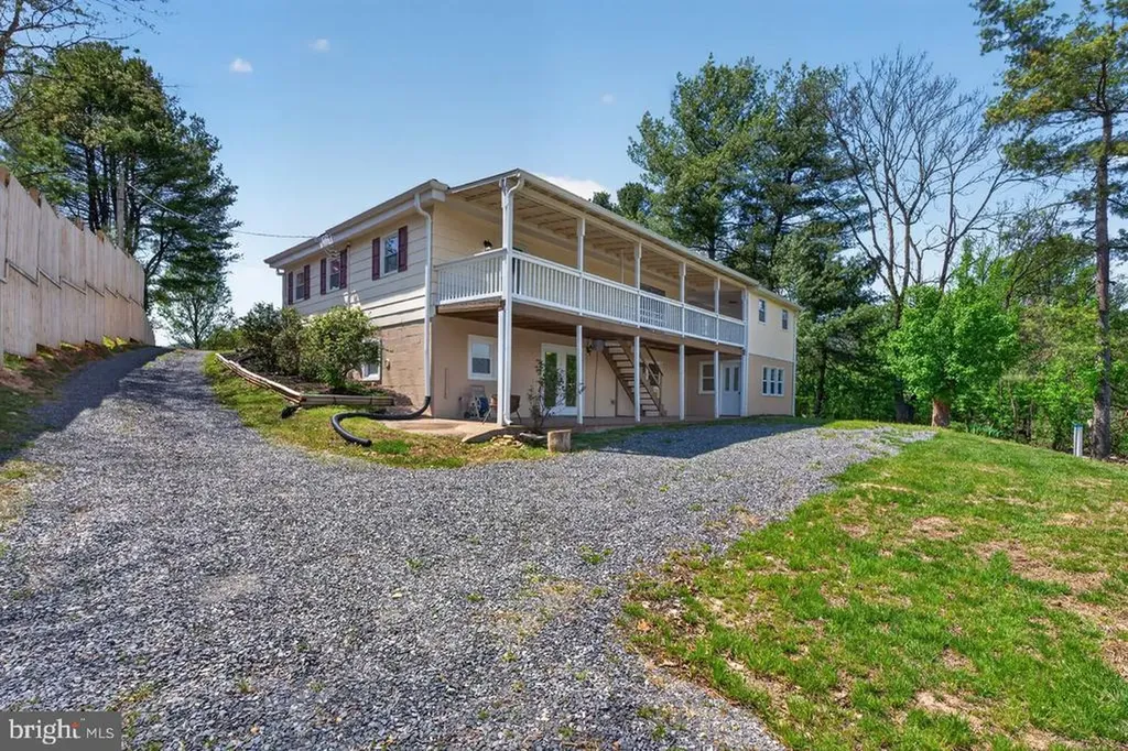 782 Shipyard Road Shenandoah VA 22849