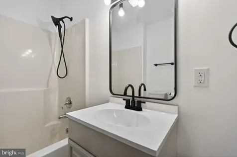 782 Shipyard Road Shenandoah VA 22849