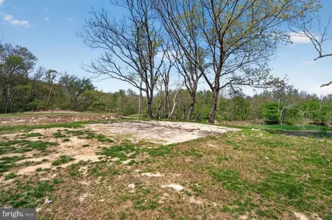 782 Shipyard Road Shenandoah VA 22849