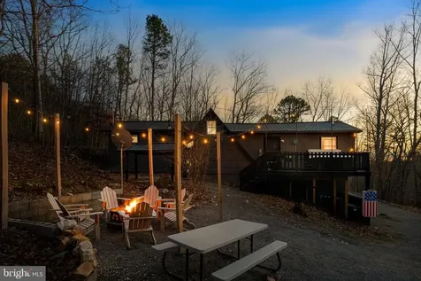 140 Wildwood Lane Shenandoah VA 22849