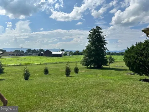 5 Eden Road Luray VA 22835