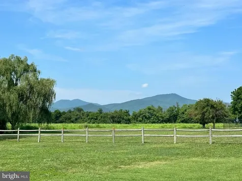 5 Eden Road Luray VA 22835