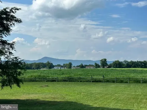 5 Eden Road Luray VA 22835