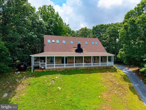 3827 Pine Grove Road Stanley VA 22851
