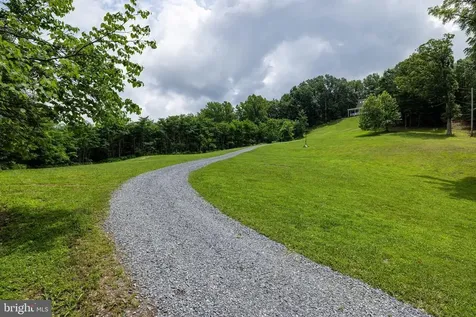 3827 Pine Grove Road Stanley VA 22851