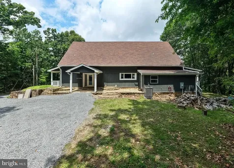 3827 Pine Grove Road Stanley VA 22851
