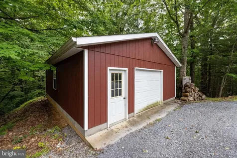 3827 Pine Grove Road Stanley VA 22851