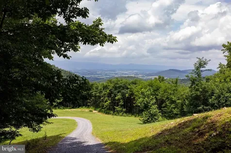 3827 Pine Grove Road Stanley VA 22851