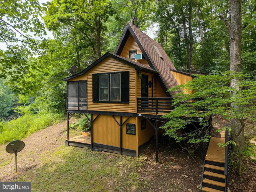160 Piney Knoll Place Shenandoah VA 22849