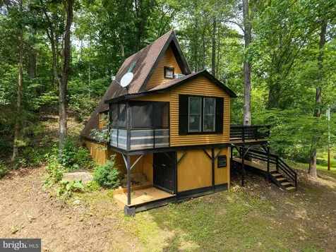 160 Piney Knoll Place Shenandoah VA 22849