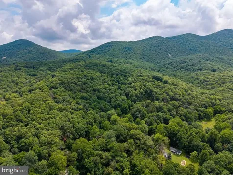 160 Piney Knoll Place Shenandoah VA 22849