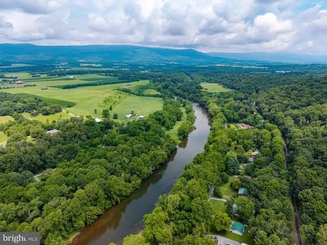 160 Piney Knoll Place Shenandoah VA 22849