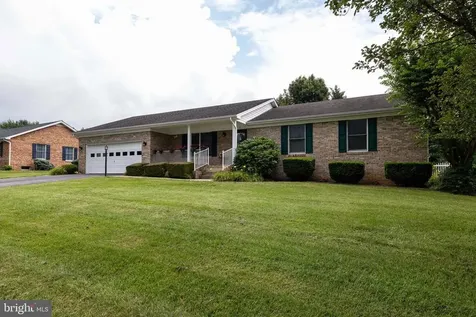 18 Meadow Lane Luray VA 22835
