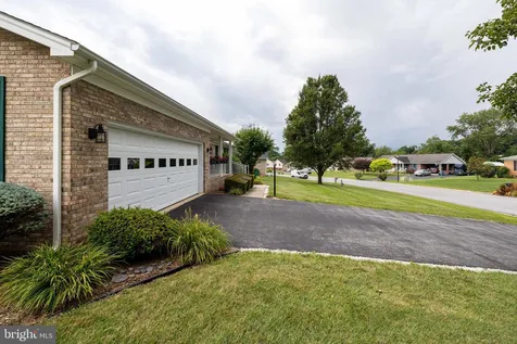 18 Meadow Lane Luray VA 22835