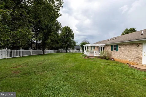 18 Meadow Lane Luray VA 22835
