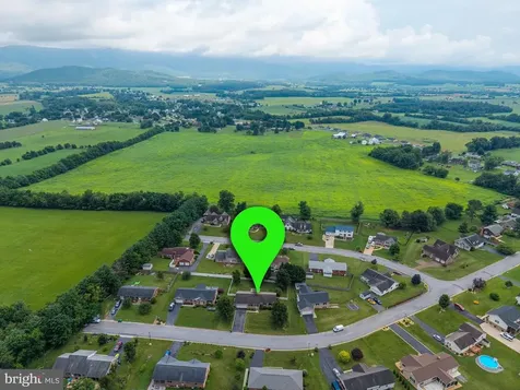 18 Meadow Lane Luray VA 22835