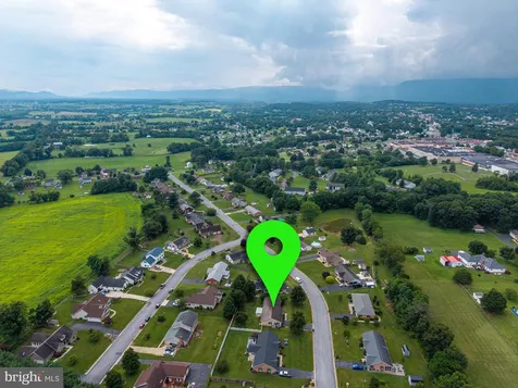 18 Meadow Lane Luray VA 22835