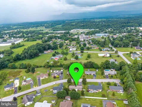 18 Meadow Lane Luray VA 22835