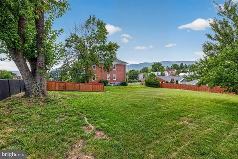 501 Pennsylvania Avenue Shenandoah VA 22849