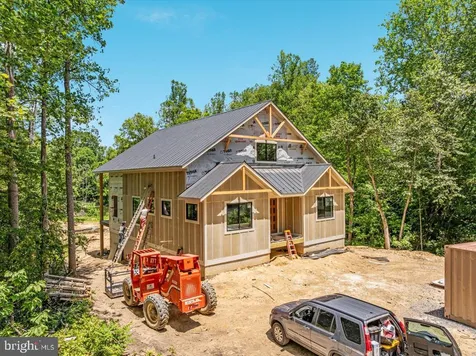 1346 Shipyard Road Shenandoah VA 22849