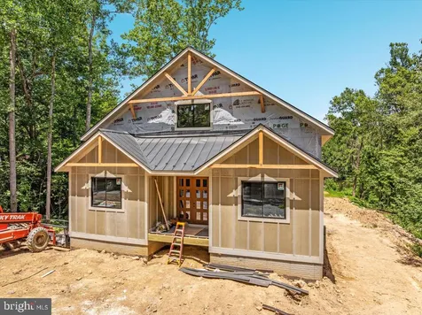 1346 Shipyard Road Shenandoah VA 22849