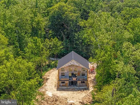 1346 Shipyard Road Shenandoah VA 22849