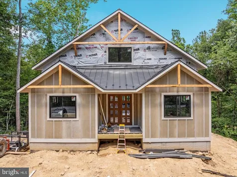 1346 Shipyard Road Shenandoah VA 22849