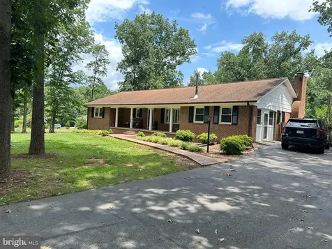579 Circle View Road Luray VA 22835