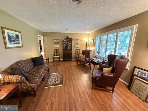 579 Circle View Road Luray VA 22835