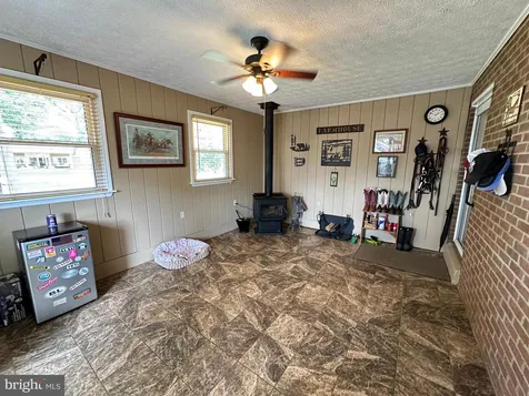579 Circle View Road Luray VA 22835