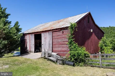 3257 Ida Road Luray VA 22835