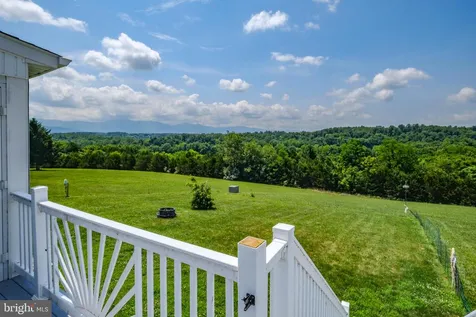 217 Silver Bell Lane Luray VA 22835