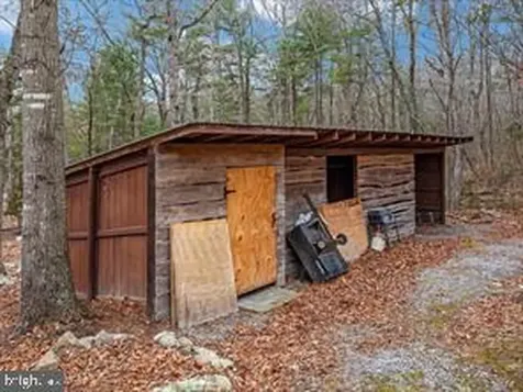 184 Whippoorwill Lane Luray VA 22835