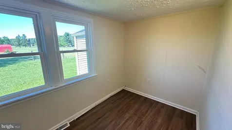 2171 Dry Run Road Luray VA 22835