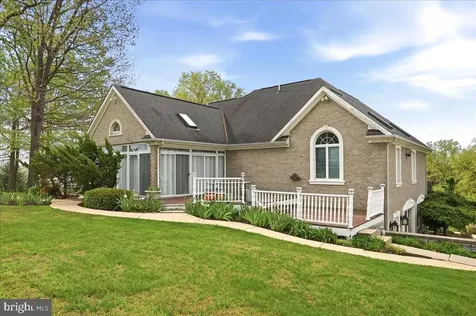 100 Cottage Drive Luray VA 22835