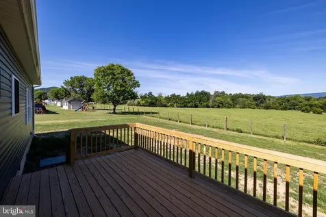131 Deerfield Estates Drive Stanley VA 22851
