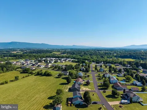 131 Deerfield Estates Drive Stanley VA 22851