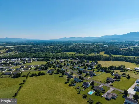 131 Deerfield Estates Drive Stanley VA 22851