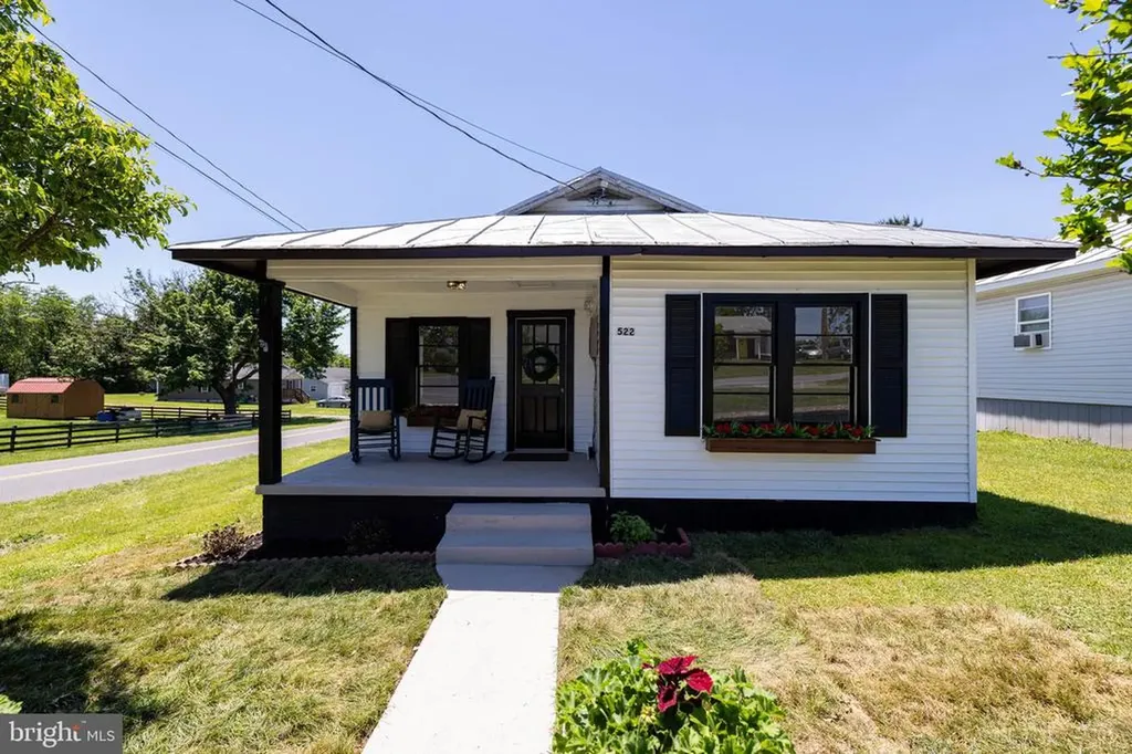 522 Luray Avenue Luray VA 22835