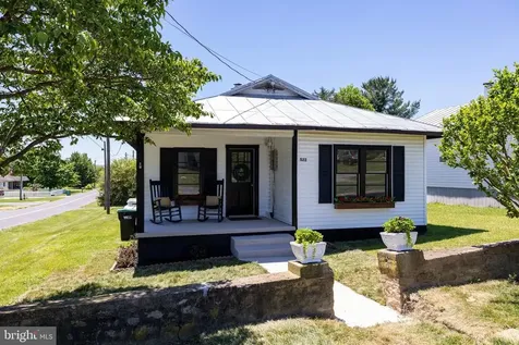 522 Luray Avenue Luray VA 22835