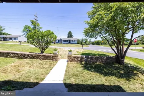 522 Luray Avenue Luray VA 22835